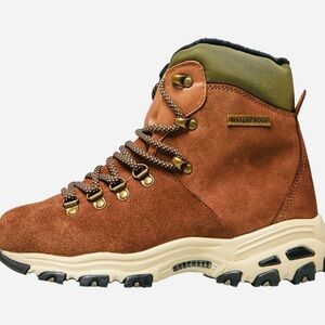 Waterproof Brown Hiking Boots. Women 5.5